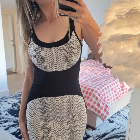 NBW Bandage Marciano Dress - Picture 2 of 6